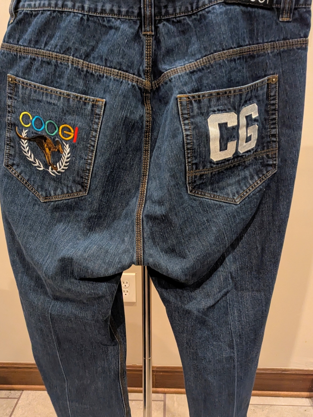 Coogi Australia Embroidered Men's Denim Jeans 44" Waist $30 PRICE DROP